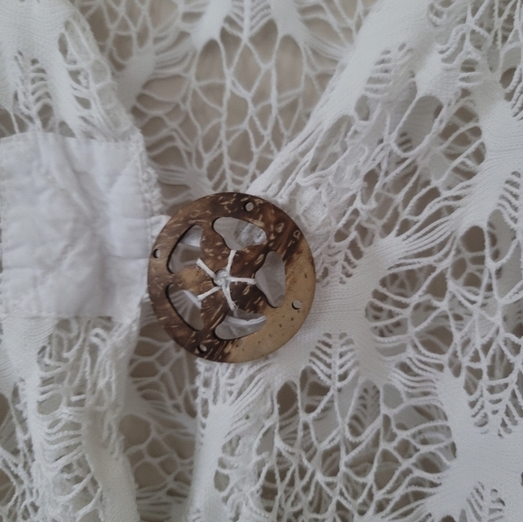 LeModa Women's Size Large Crochet Overthrow Blouse Half Sleeve Women Top - Picture 2 of 3